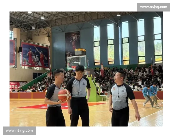 以篮球裁判为核心的比赛公正性与规则执行专业探索与职业素养提升路径研究